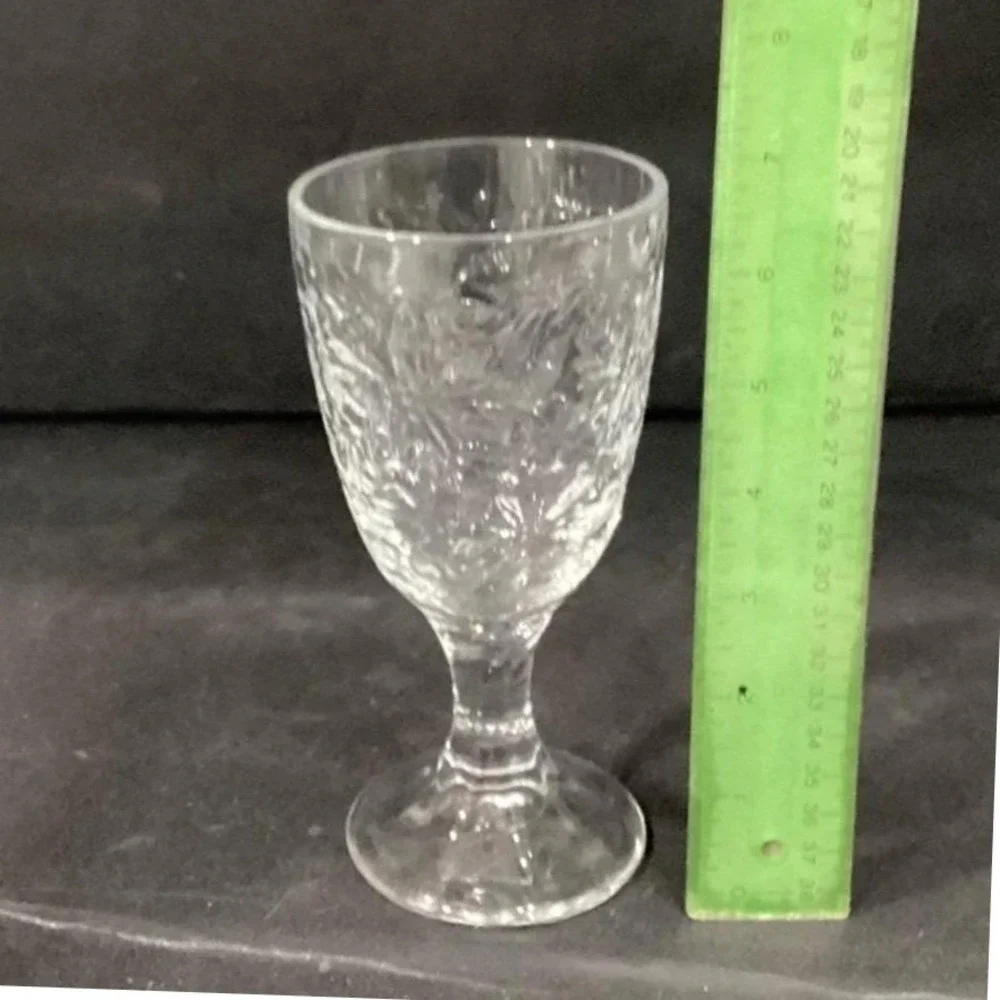 Princess House Fantasia Footed Wine Goblets, Set of‎ 2, Vintage Etched Stemware